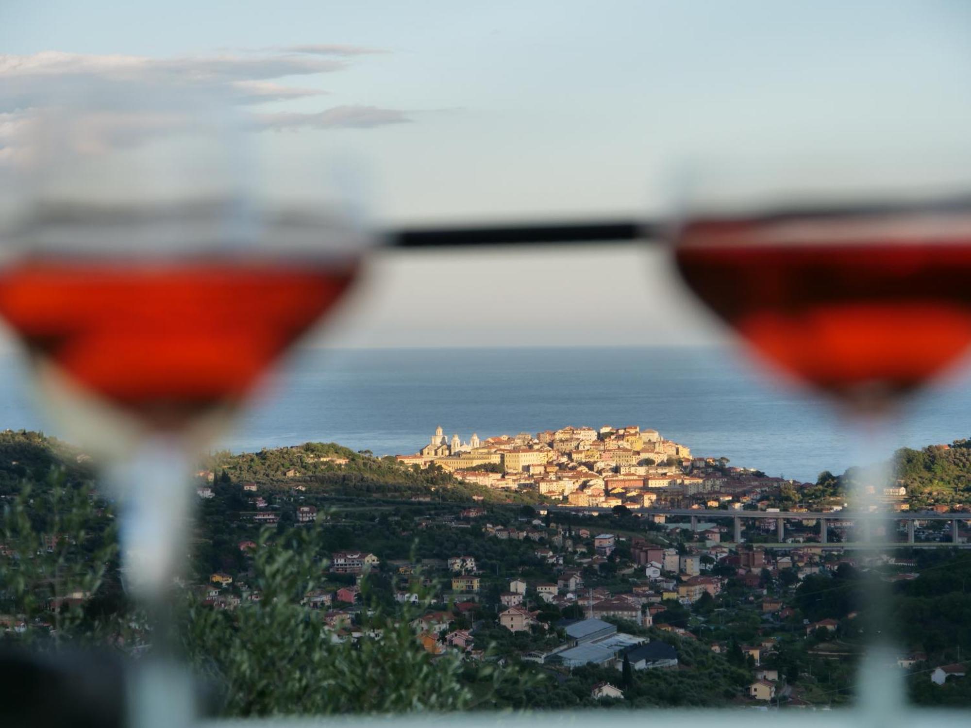 Relais San Damian Aparthotel Imperia Eksteriør bilde