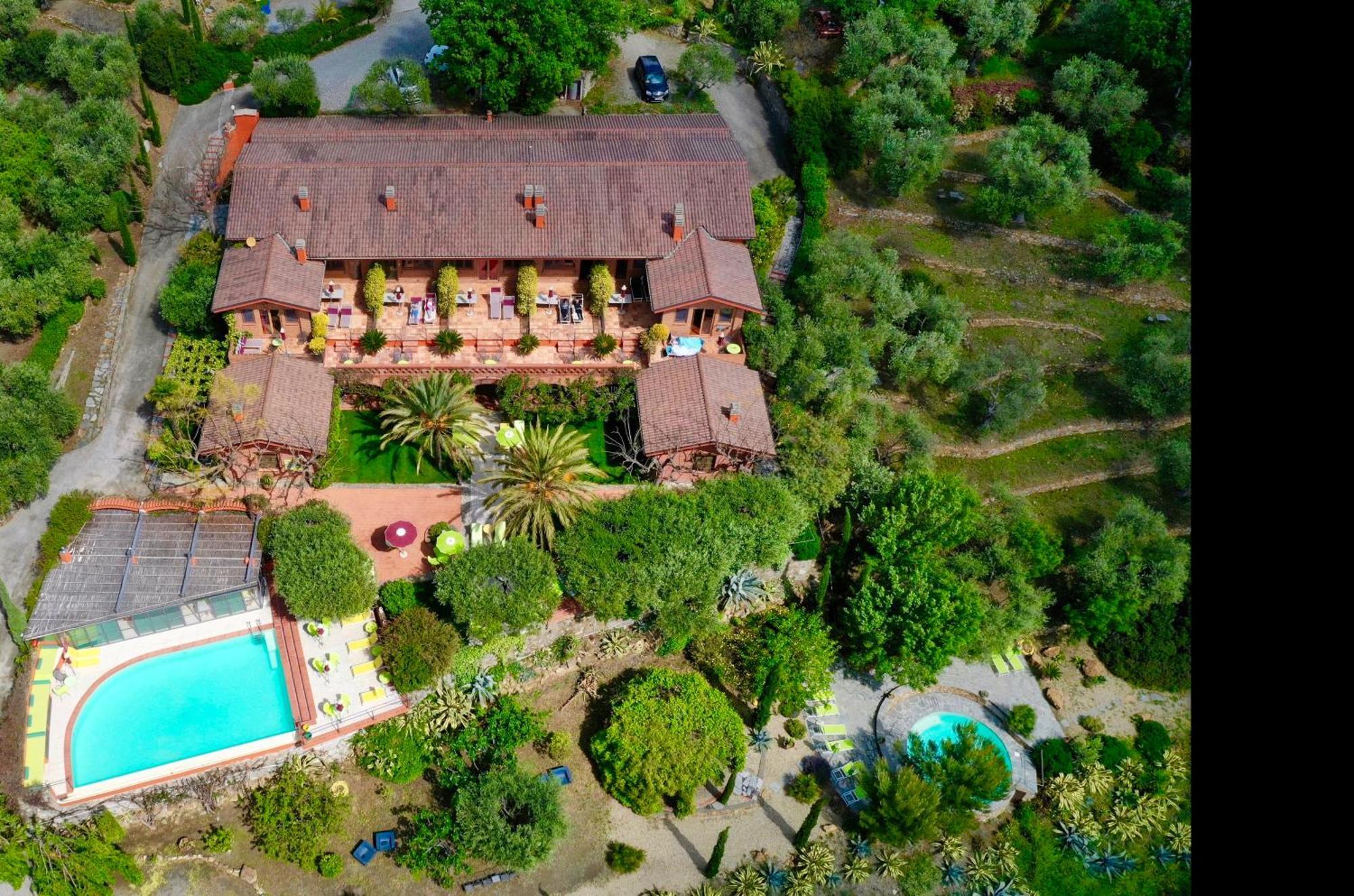 Relais San Damian Aparthotel Imperia Eksteriør bilde